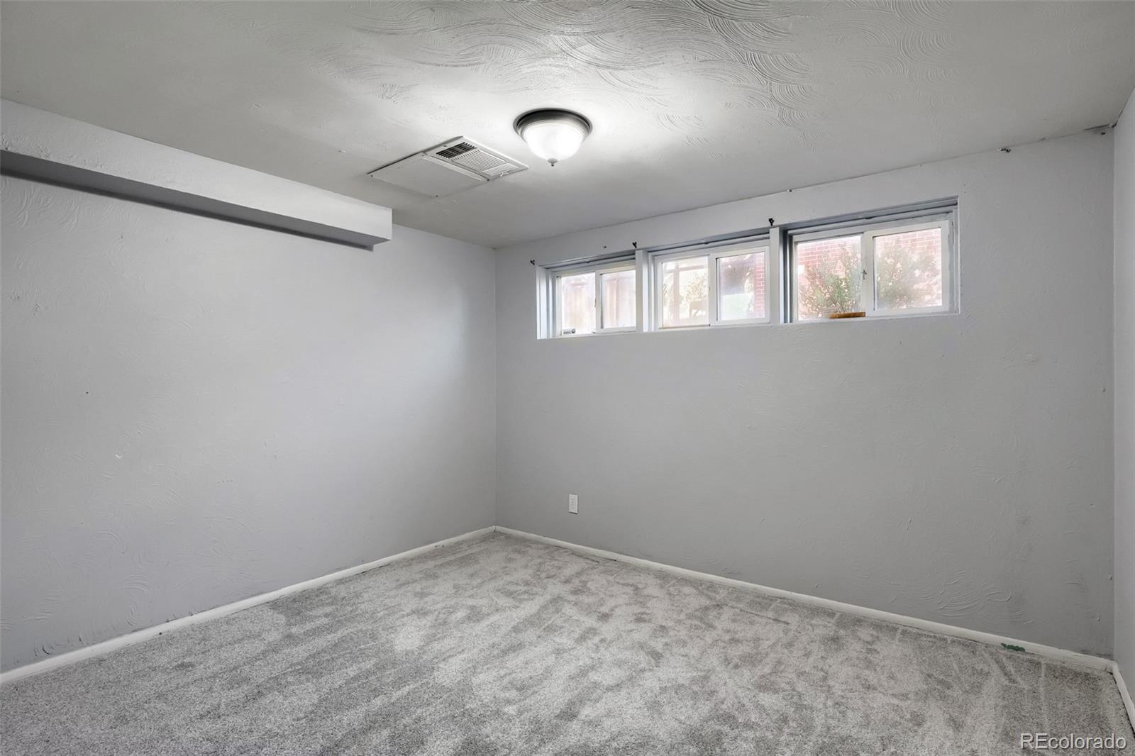 MLS Image #18 for 3173 w farmdale road,englewood, Colorado