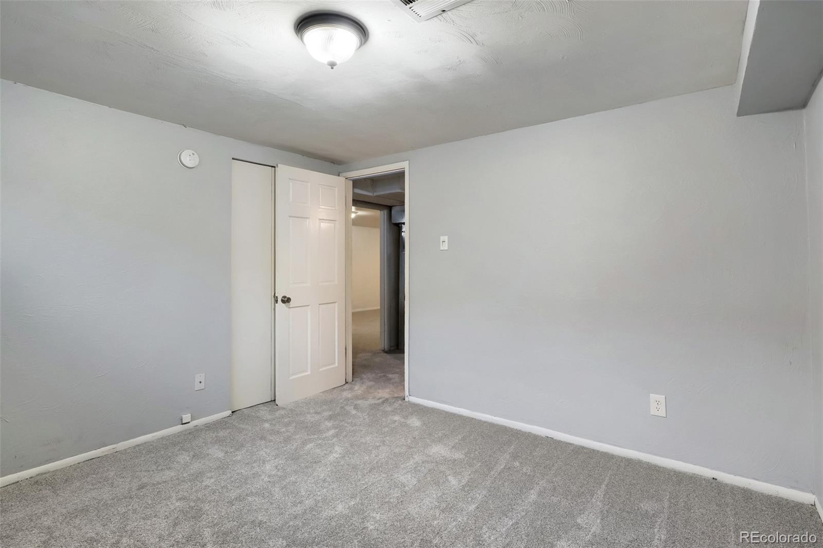 MLS Image #19 for 3173 w farmdale road,englewood, Colorado