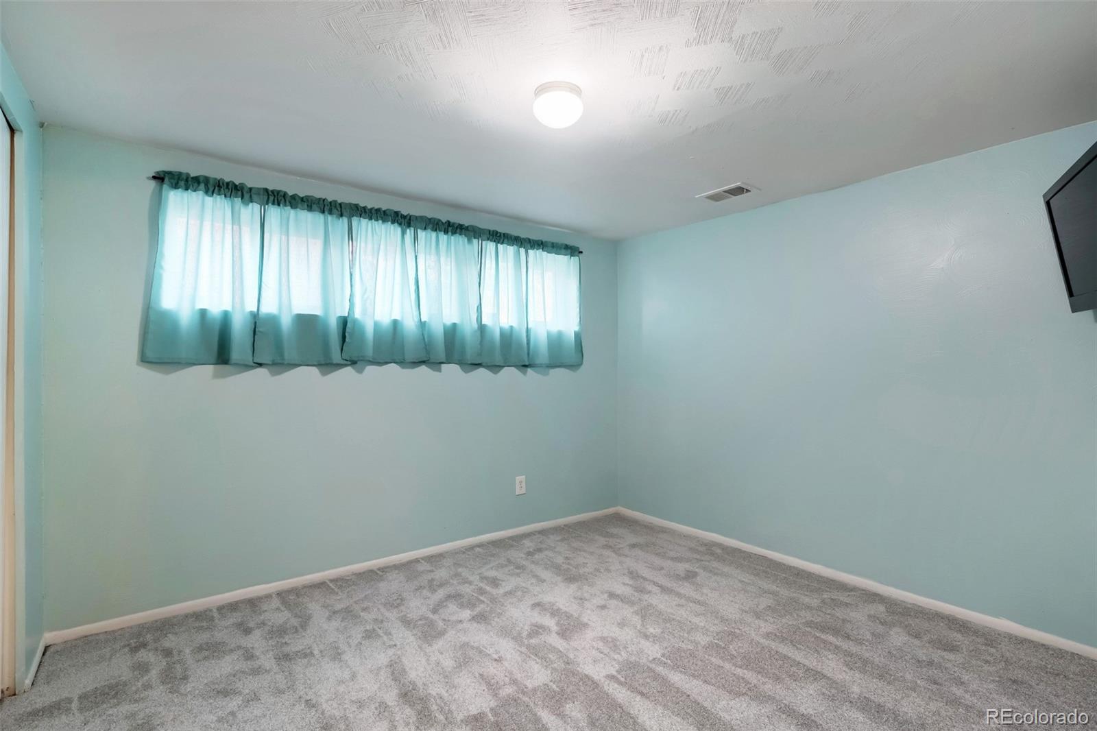 MLS Image #20 for 3173 w farmdale road,englewood, Colorado