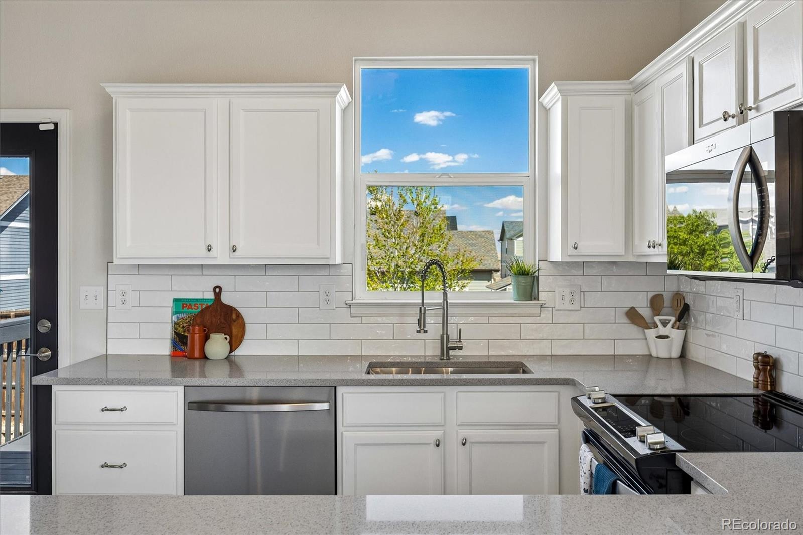 MLS Image #18 for 2322  asoka street,strasburg, Colorado