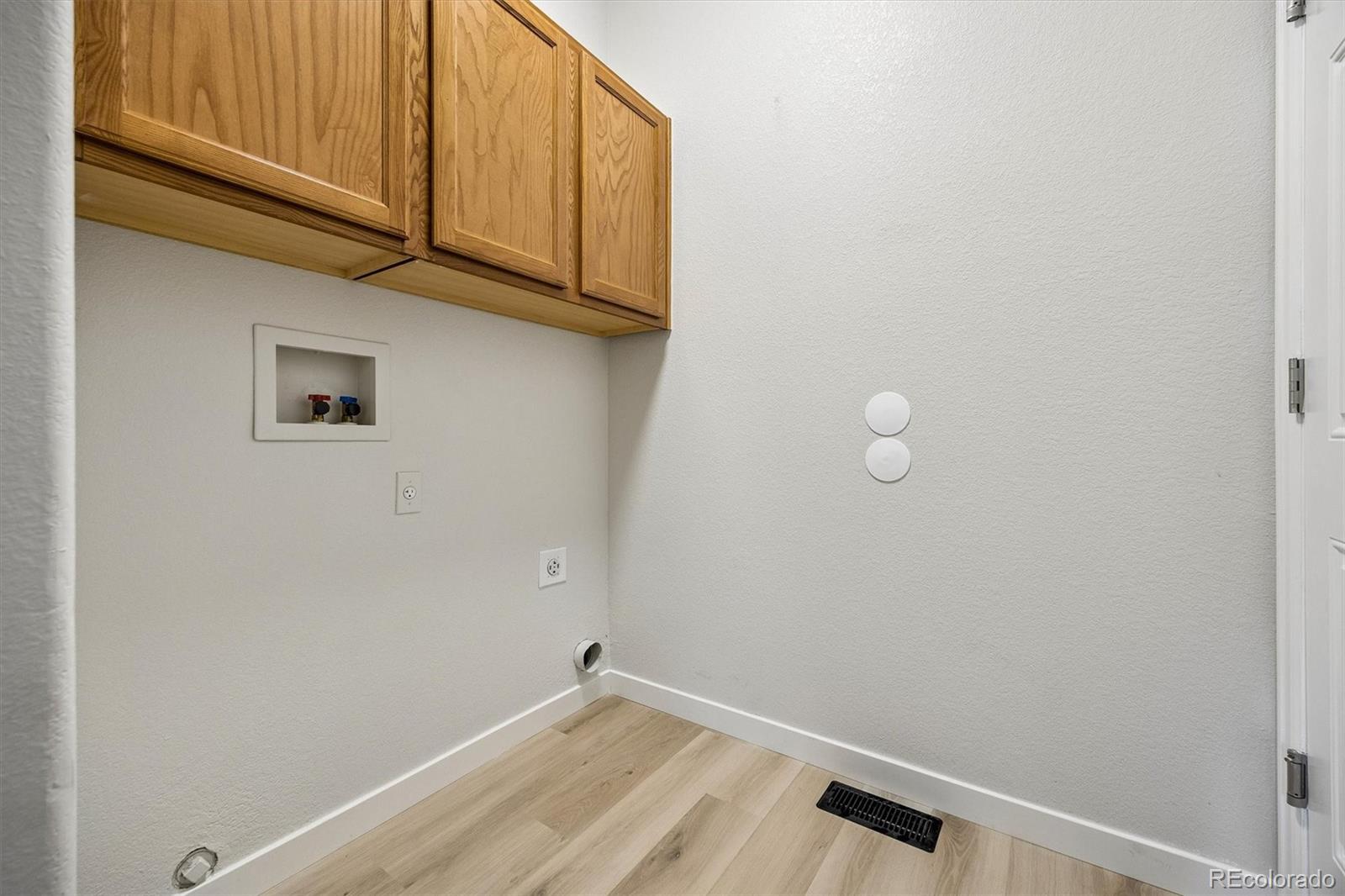 MLS Image #27 for 2322  asoka street,strasburg, Colorado