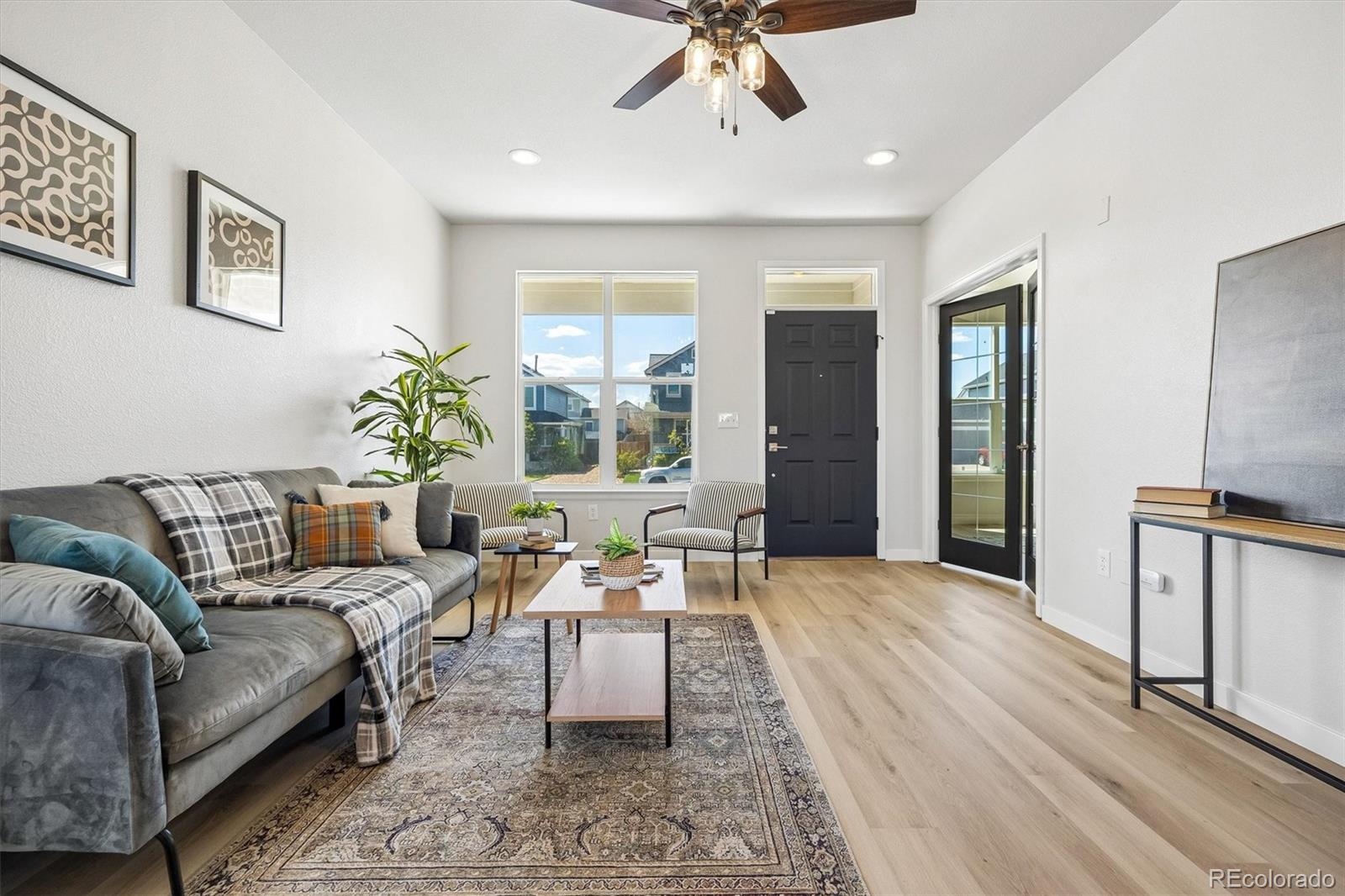 MLS Image #5 for 2322  asoka street,strasburg, Colorado