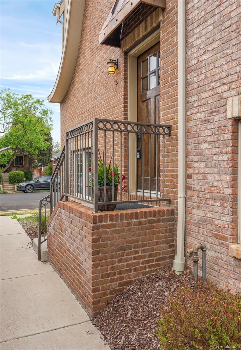 MLS Image #2 for 948 s pearl street 101,denver, Colorado