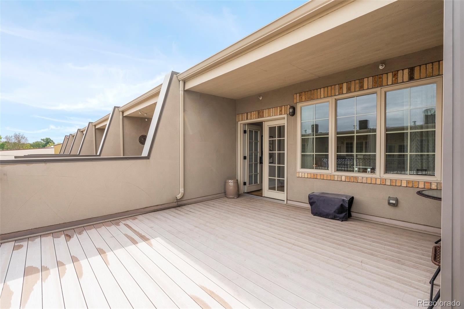 MLS Image #23 for 948 s pearl street 101,denver, Colorado