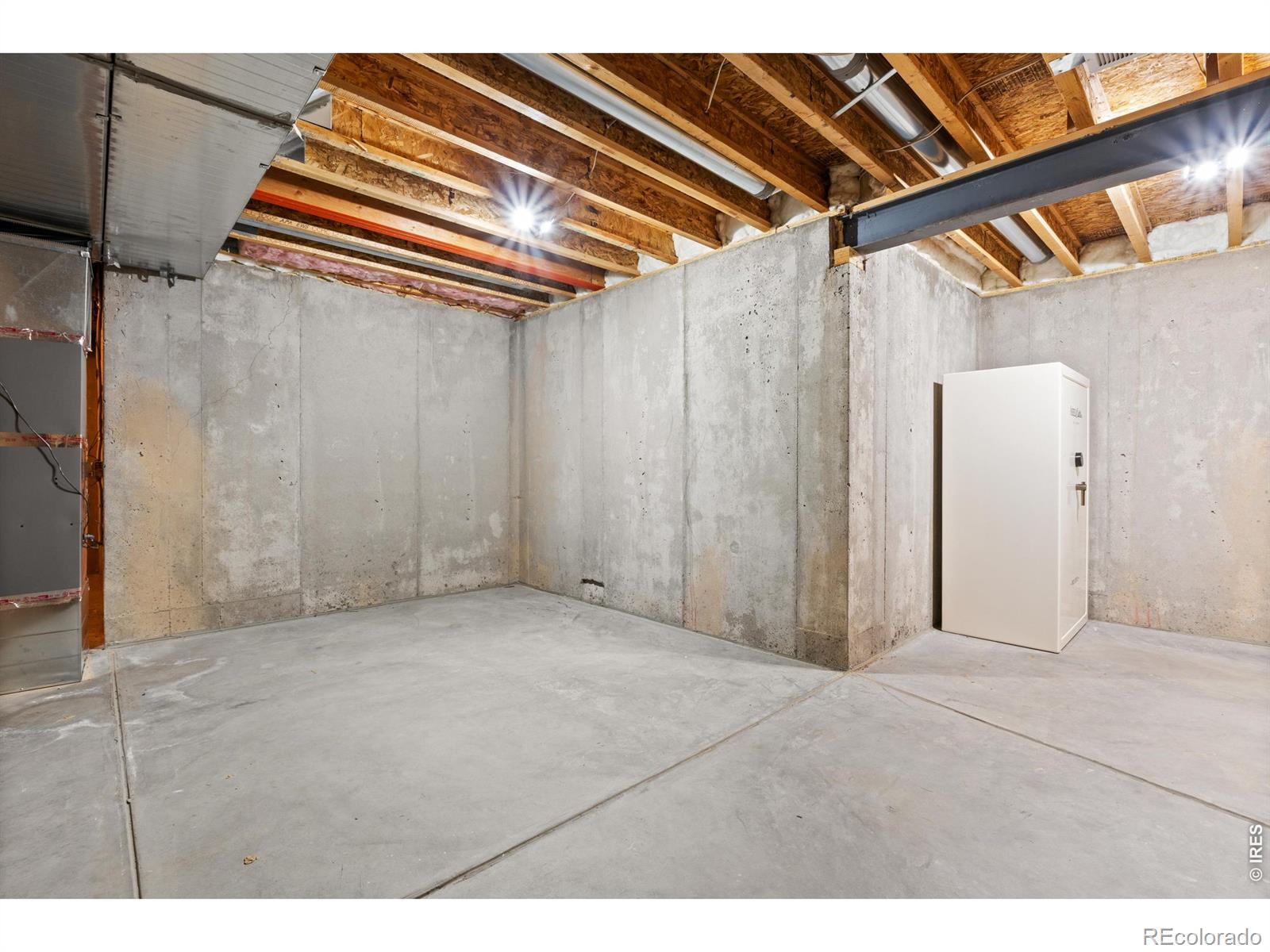 MLS Image #34 for 2036  vineyard court,windsor, Colorado