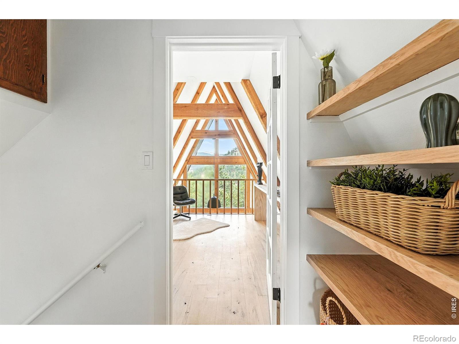 MLS Image #22 for 118  crooked spur,boulder, Colorado