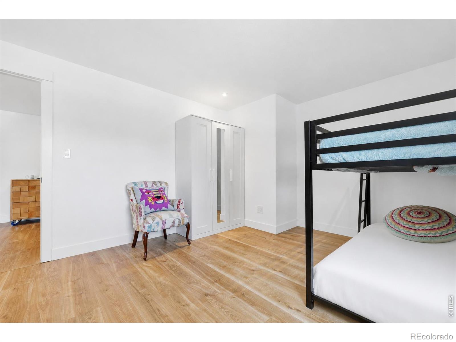 MLS Image #32 for 118  crooked spur,boulder, Colorado