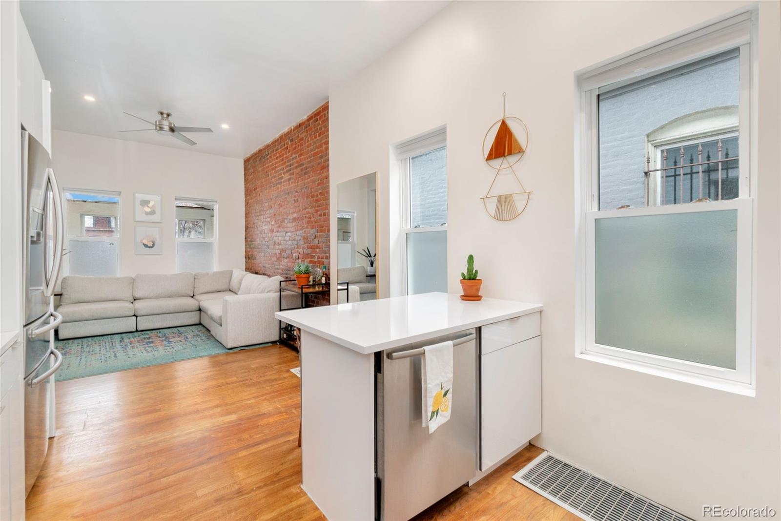 MLS Image #7 for 1435  lipan street,denver, Colorado