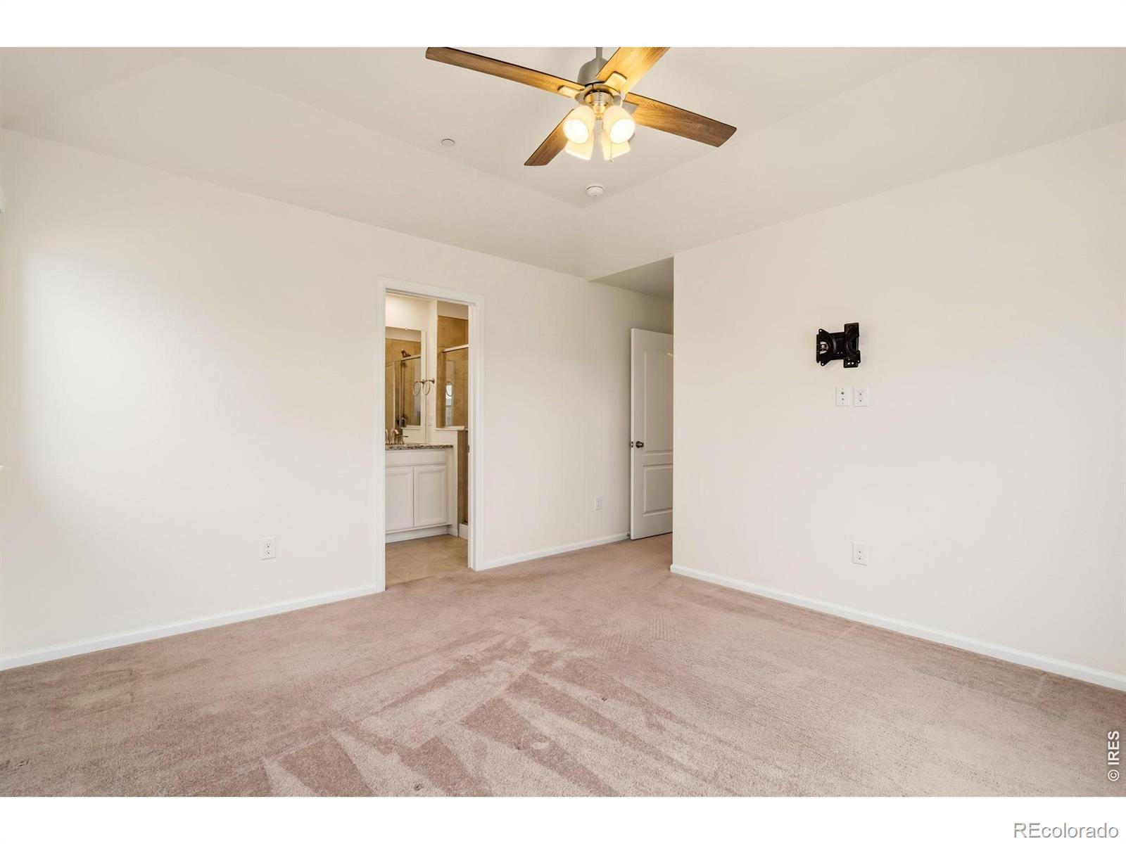 MLS Image #21 for 333  zeppelin way,fort collins, Colorado