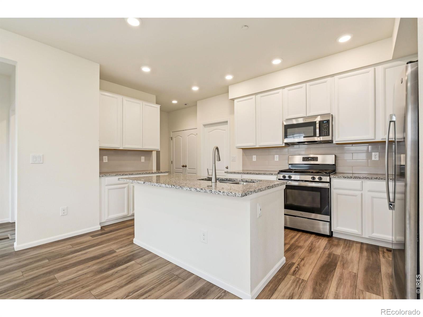 MLS Image #4 for 333  zeppelin way,fort collins, Colorado