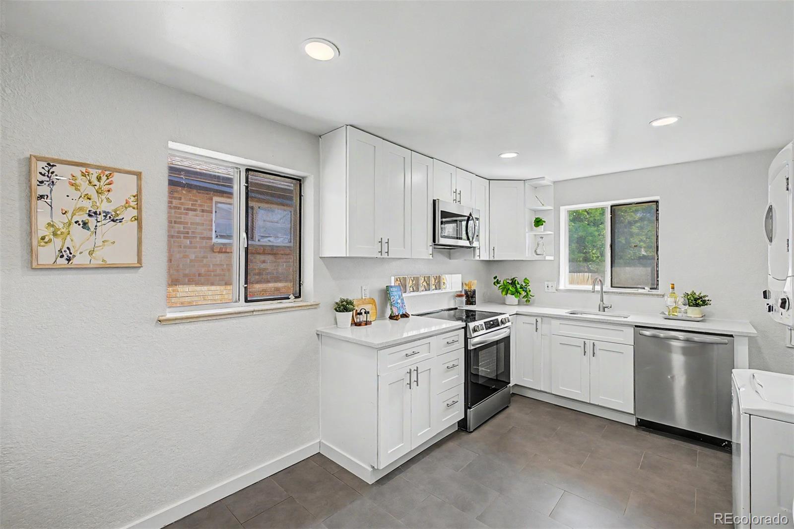 MLS Image #11 for 3546  ivy street,denver, Colorado