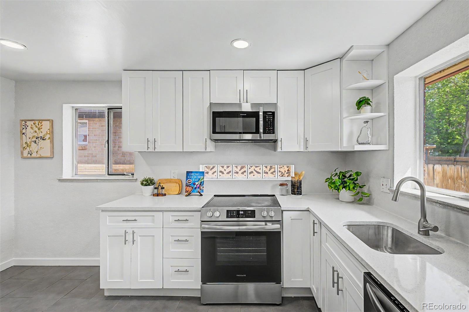 MLS Image #13 for 3546  ivy street,denver, Colorado