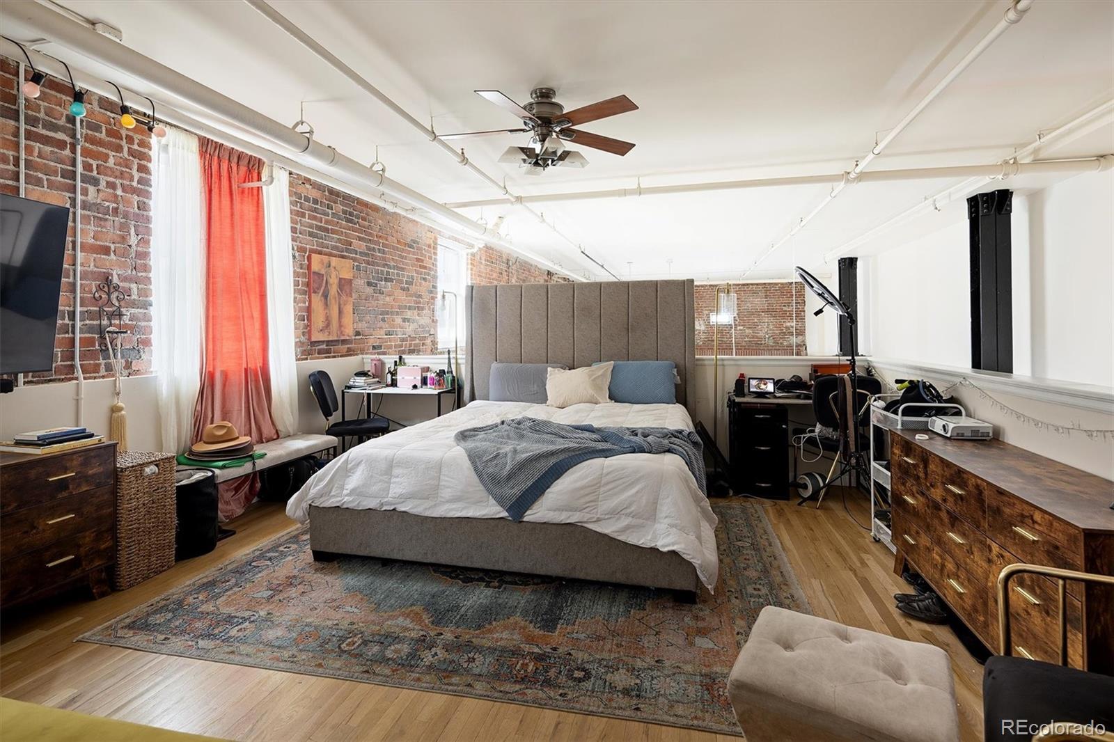 MLS Image #15 for 1555  california street 412,denver, Colorado