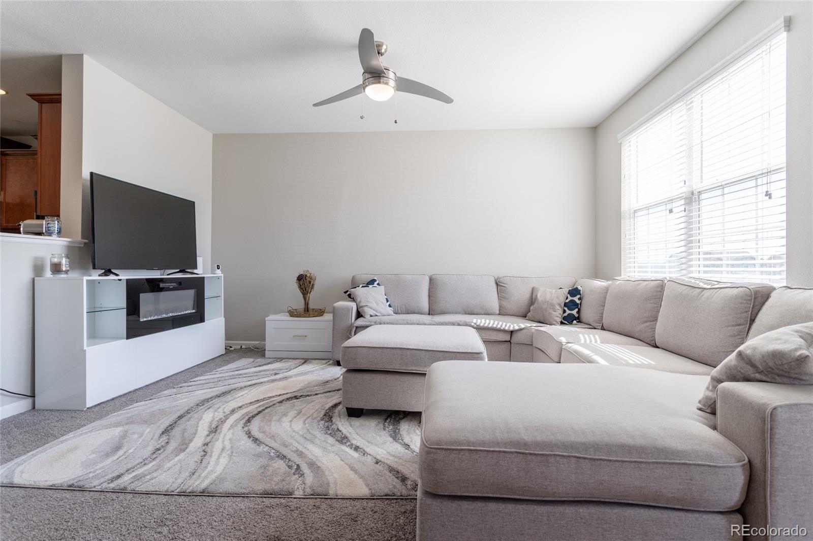 MLS Image #3 for 10250  olathe street,commerce city, Colorado