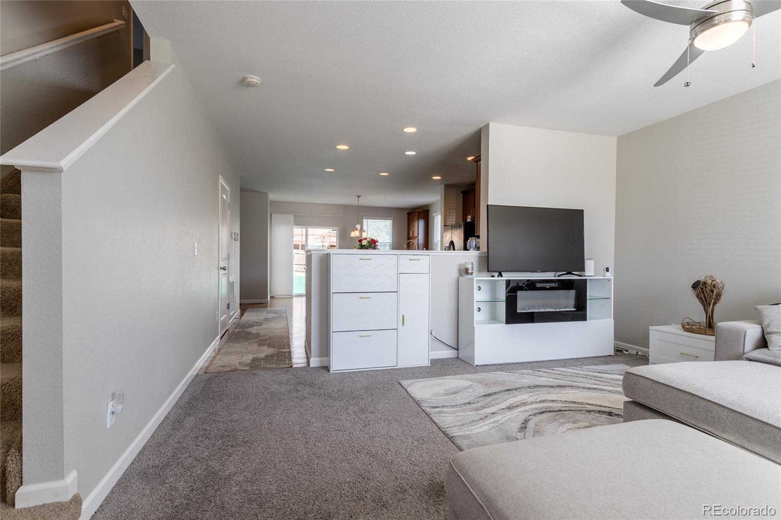 MLS Image #5 for 10250  olathe street,commerce city, Colorado