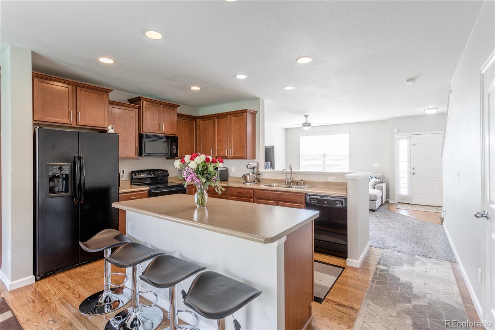 MLS Image #6 for 10250  olathe street,commerce city, Colorado