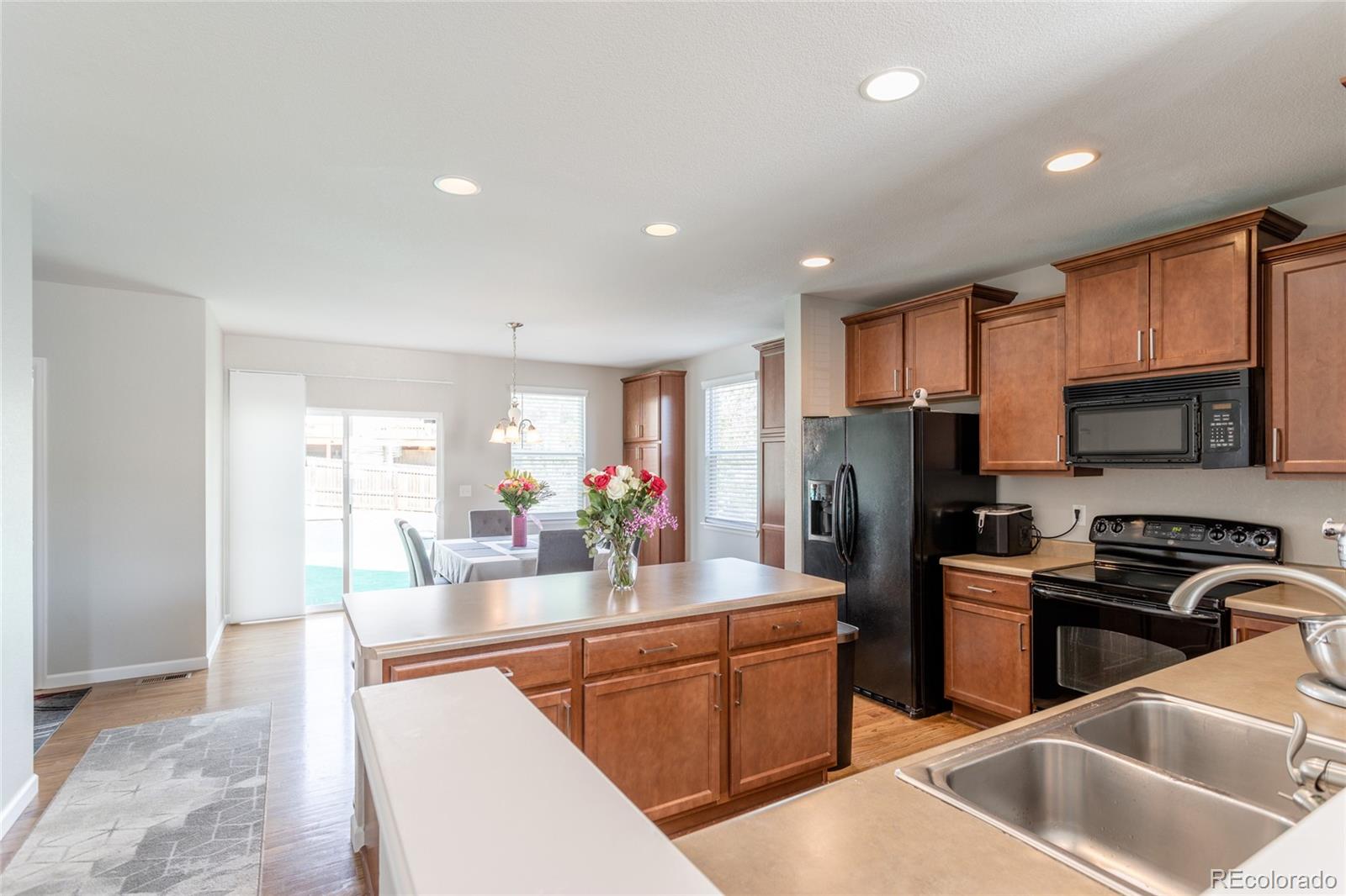 MLS Image #8 for 10250  olathe street,commerce city, Colorado