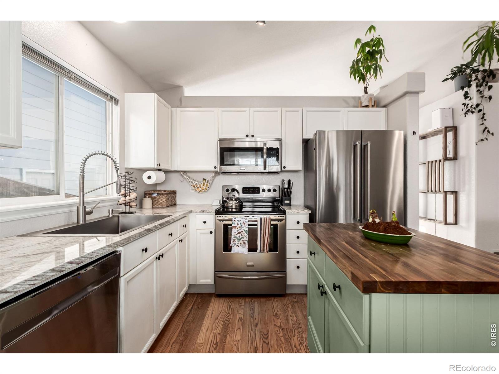 MLS Image #10 for 9712  queenscliffe drive,highlands ranch, Colorado