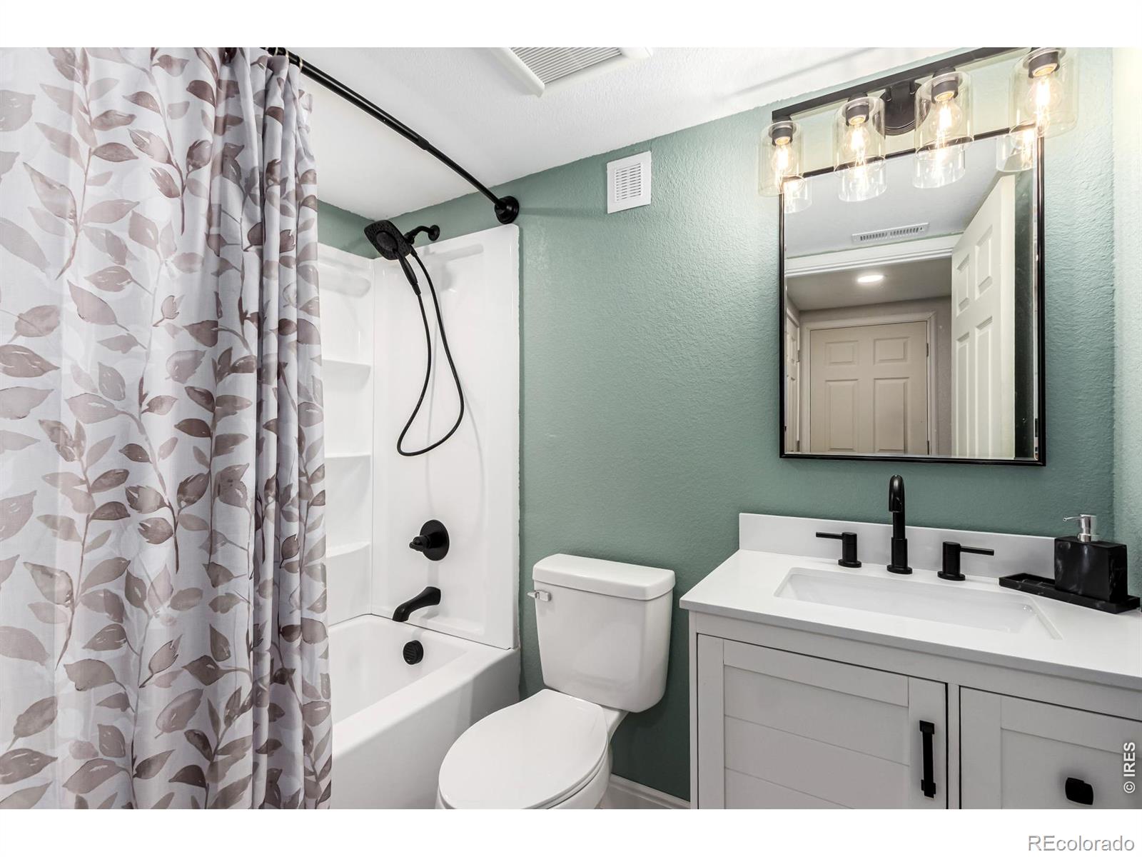 MLS Image #34 for 9712  queenscliffe drive,highlands ranch, Colorado