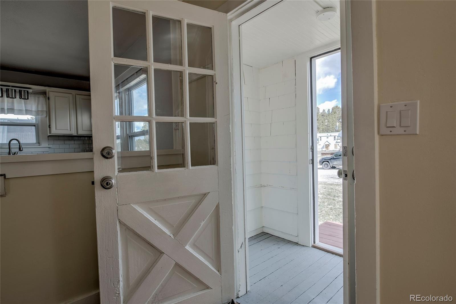 MLS Image #11 for 124 w 17th street,leadville, Colorado