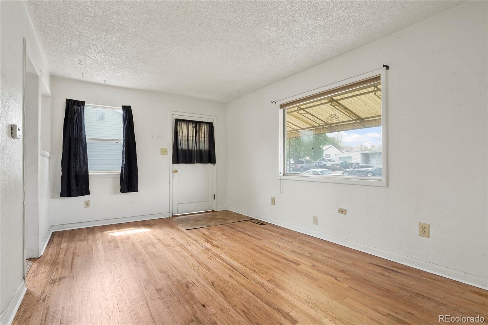 MLS Image #3 for 1750 s vallejo street,denver, Colorado