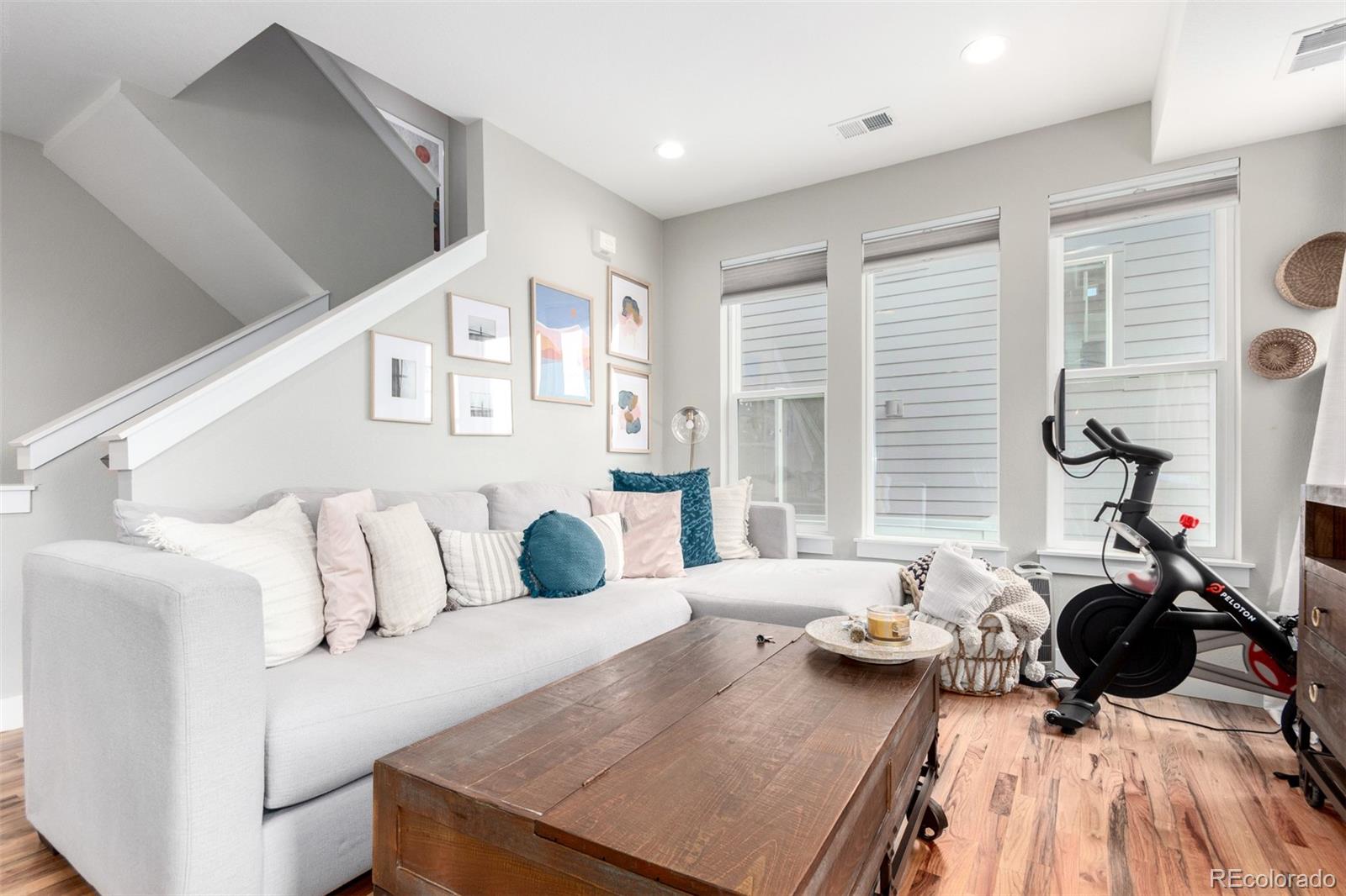 MLS Image #3 for 1470  wolff street,denver, Colorado