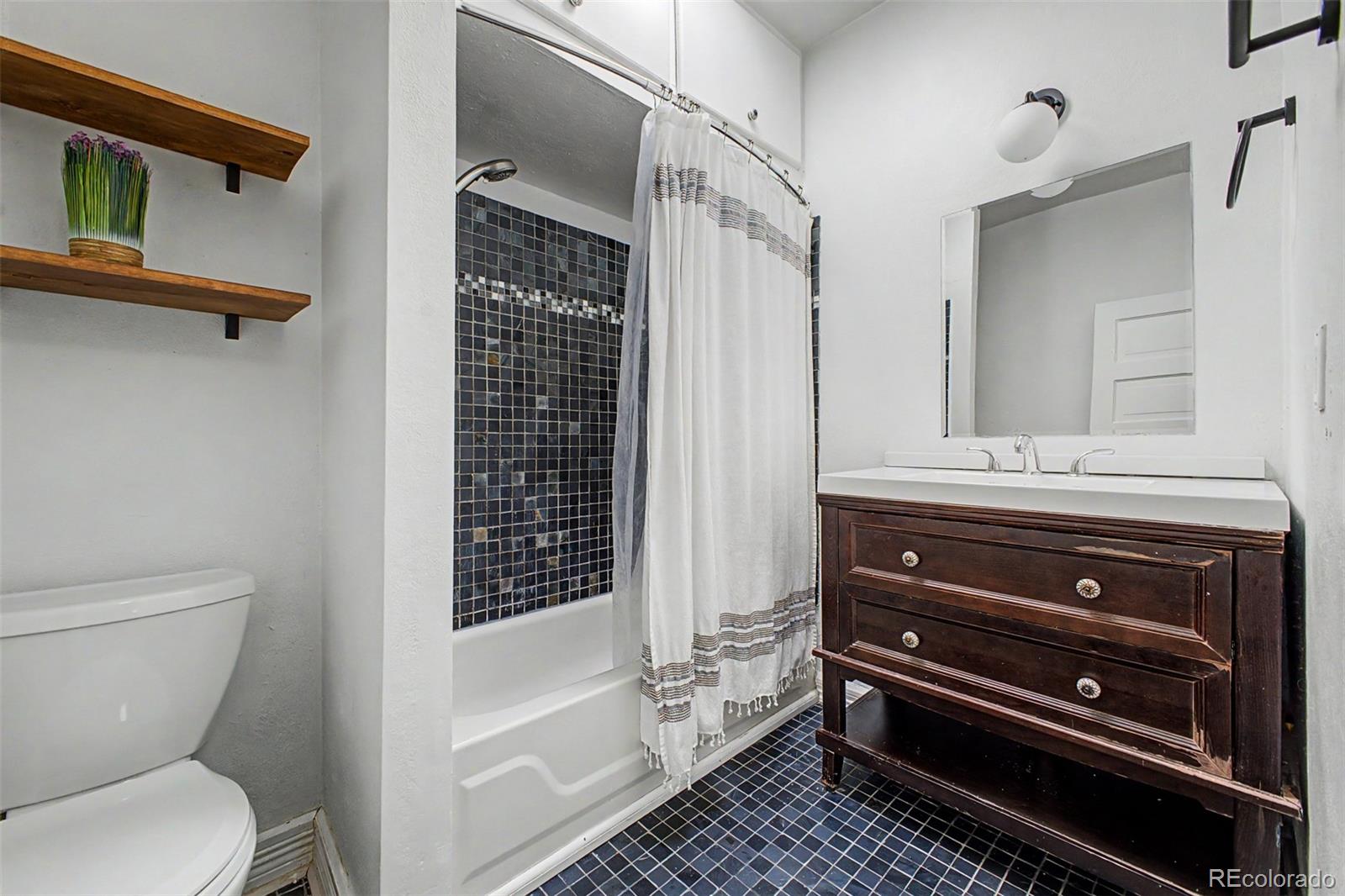 MLS Image #14 for 594 s pennsylvania street,denver, Colorado
