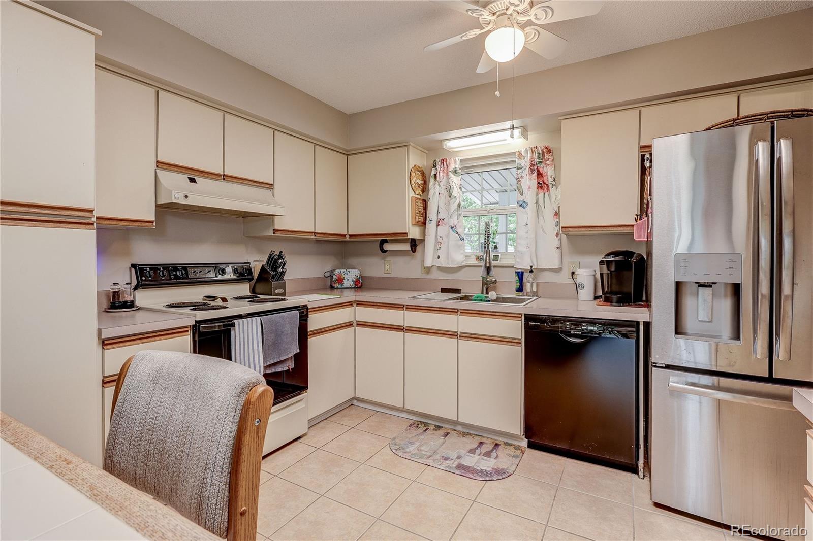 MLS Image #16 for 2784 s heather gardens way,aurora, Colorado