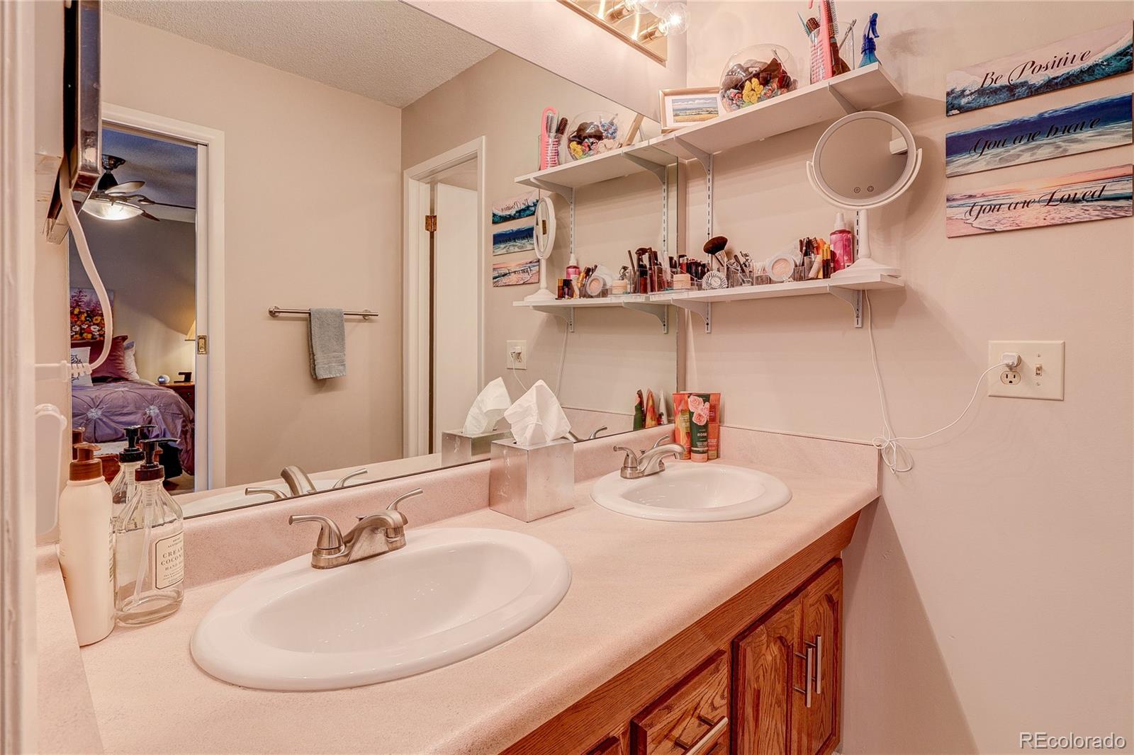 MLS Image #28 for 2784 s heather gardens way,aurora, Colorado