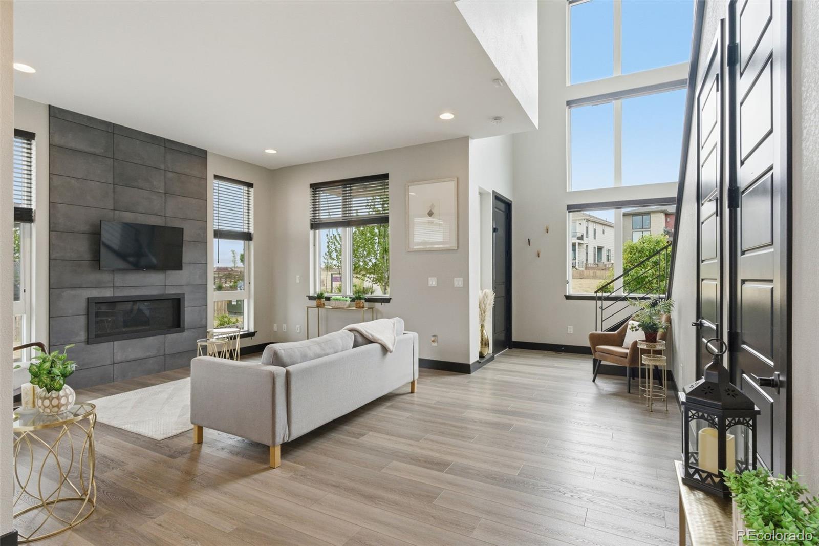 MLS Image #2 for 21412 e 61st drive,aurora, Colorado