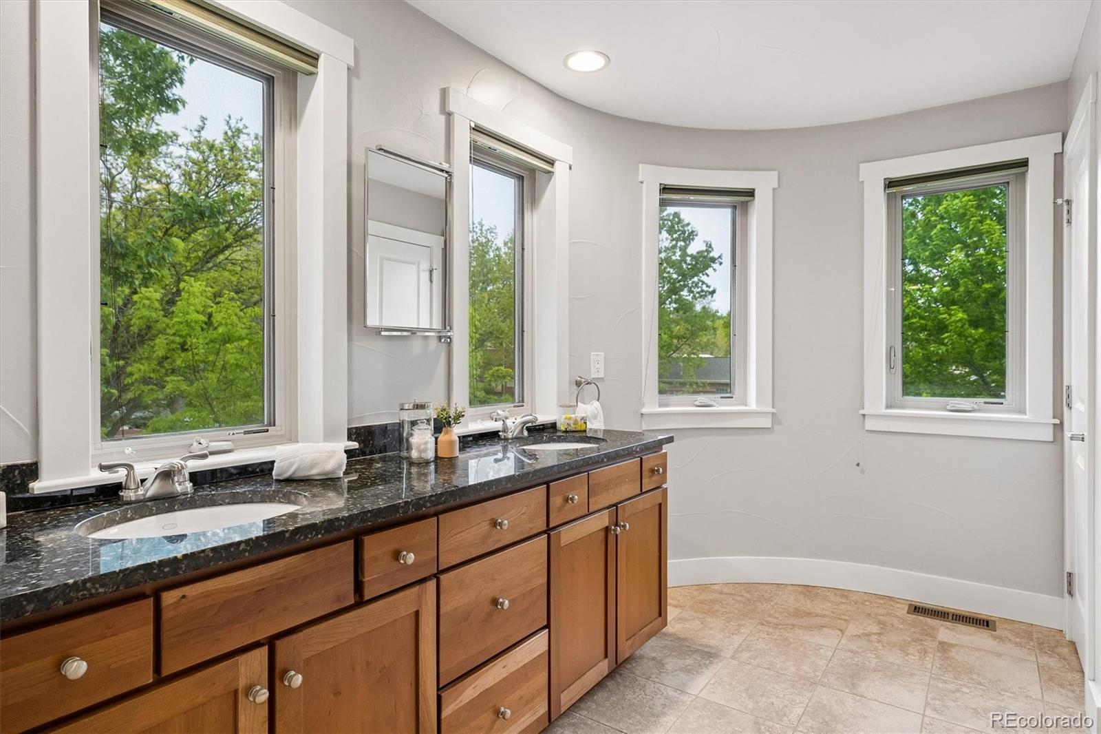 MLS Image #25 for 3602  wyandot street,denver, Colorado