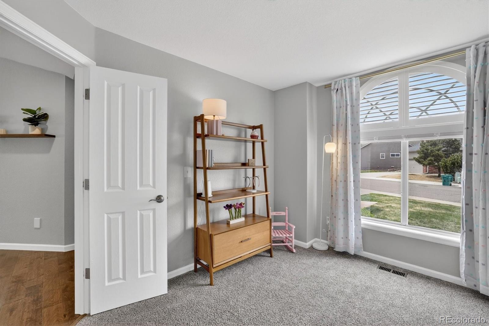 MLS Image #13 for 6818  lupine way,arvada, Colorado