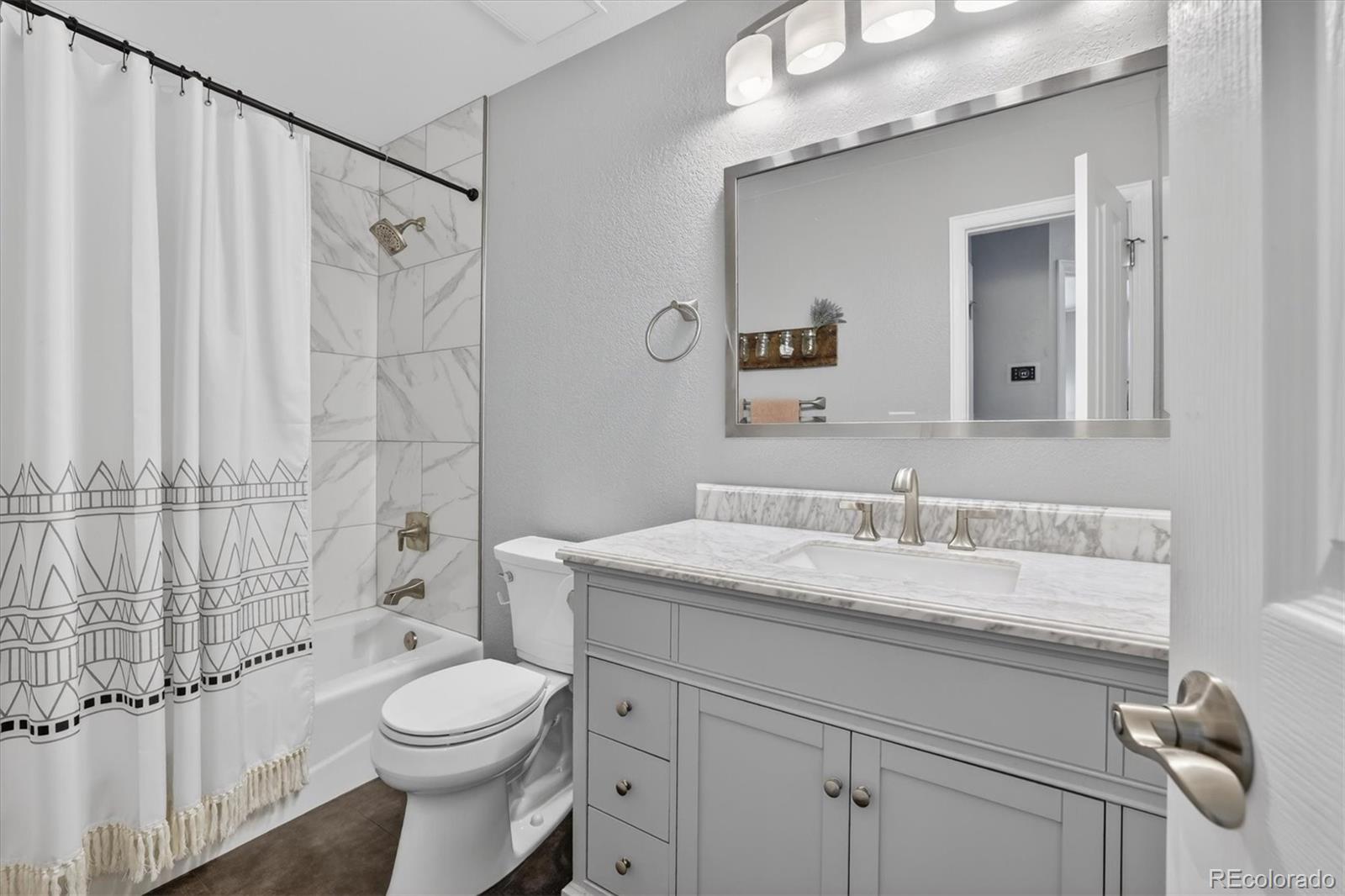 MLS Image #14 for 6818  lupine way,arvada, Colorado