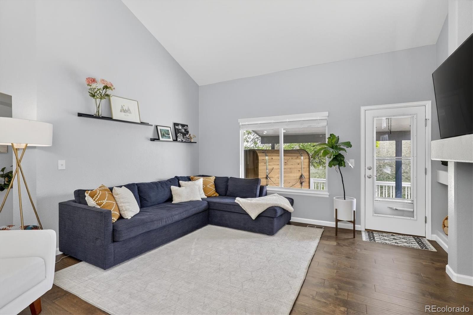 MLS Image #3 for 6818  lupine way,arvada, Colorado
