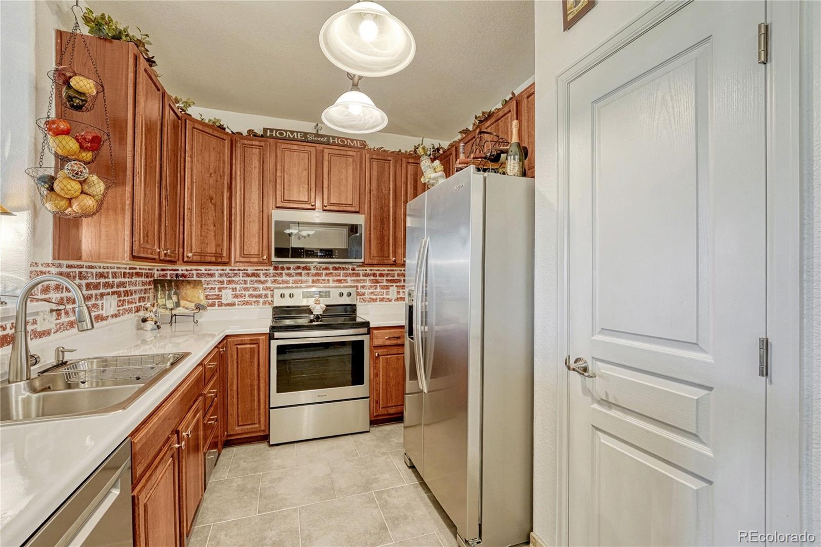 MLS Image #10 for 10447 w hampden avenue,lakewood, Colorado