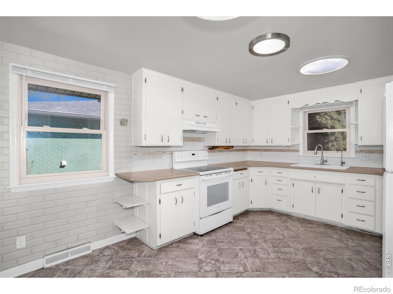MLS Image #14 for 1229  sherman street,longmont, Colorado