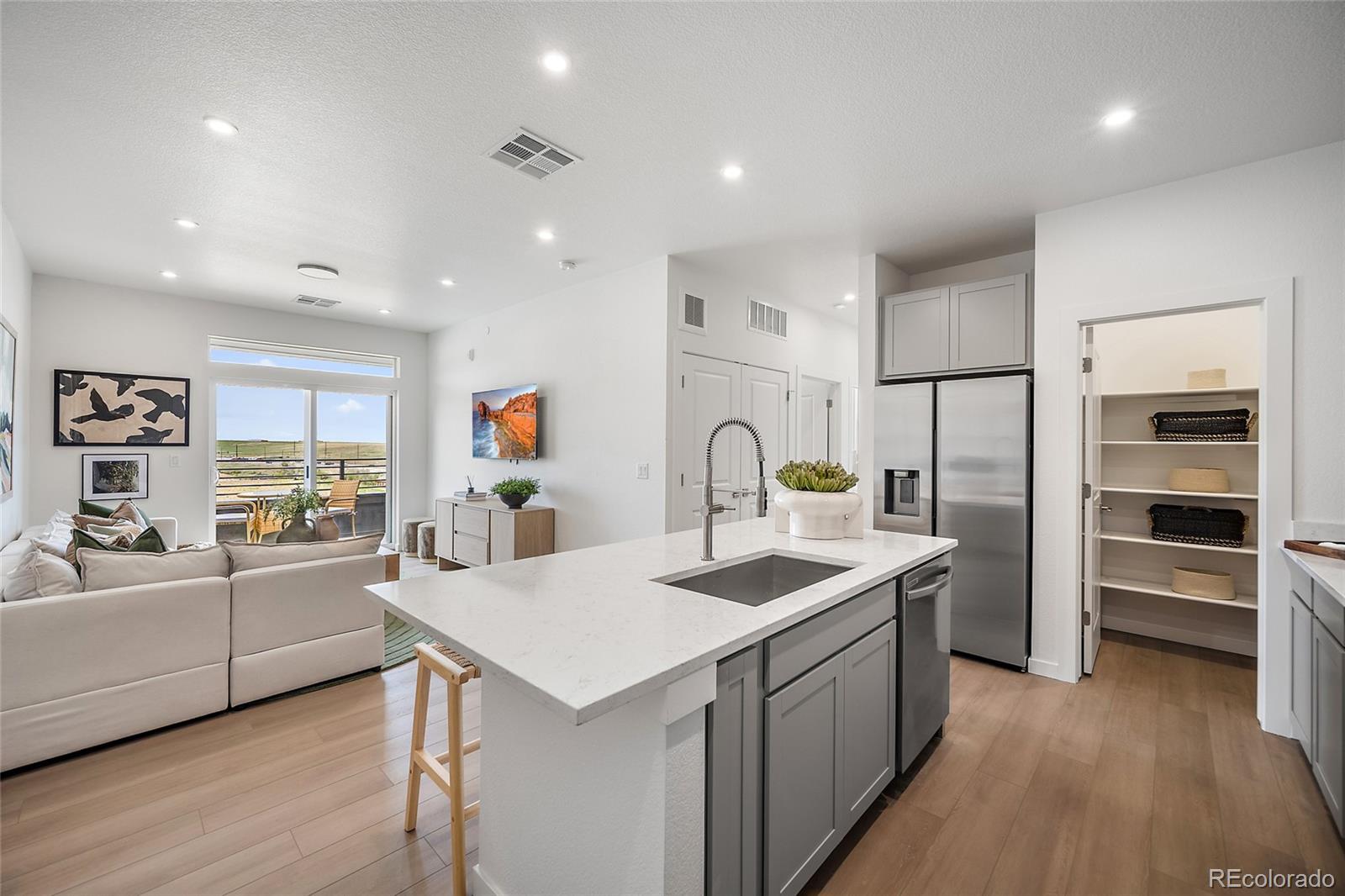 MLS Image #4 for 11940  soprano circle 302,lone tree, Colorado