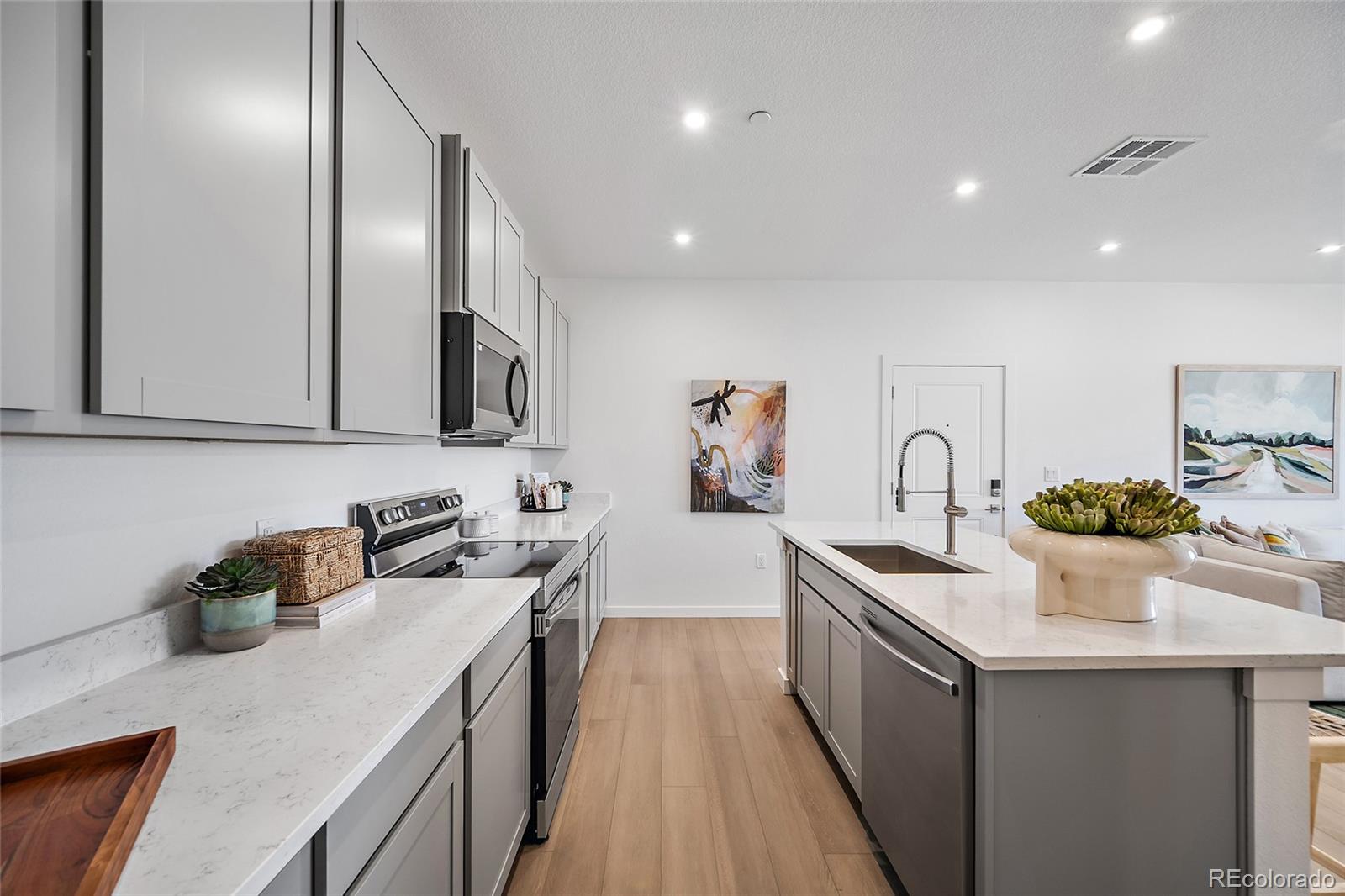 MLS Image #7 for 11940  soprano circle 302,lone tree, Colorado