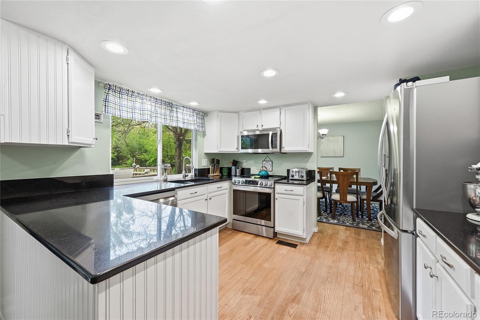 MLS Image #11 for 2212 s yampa court,aurora, Colorado