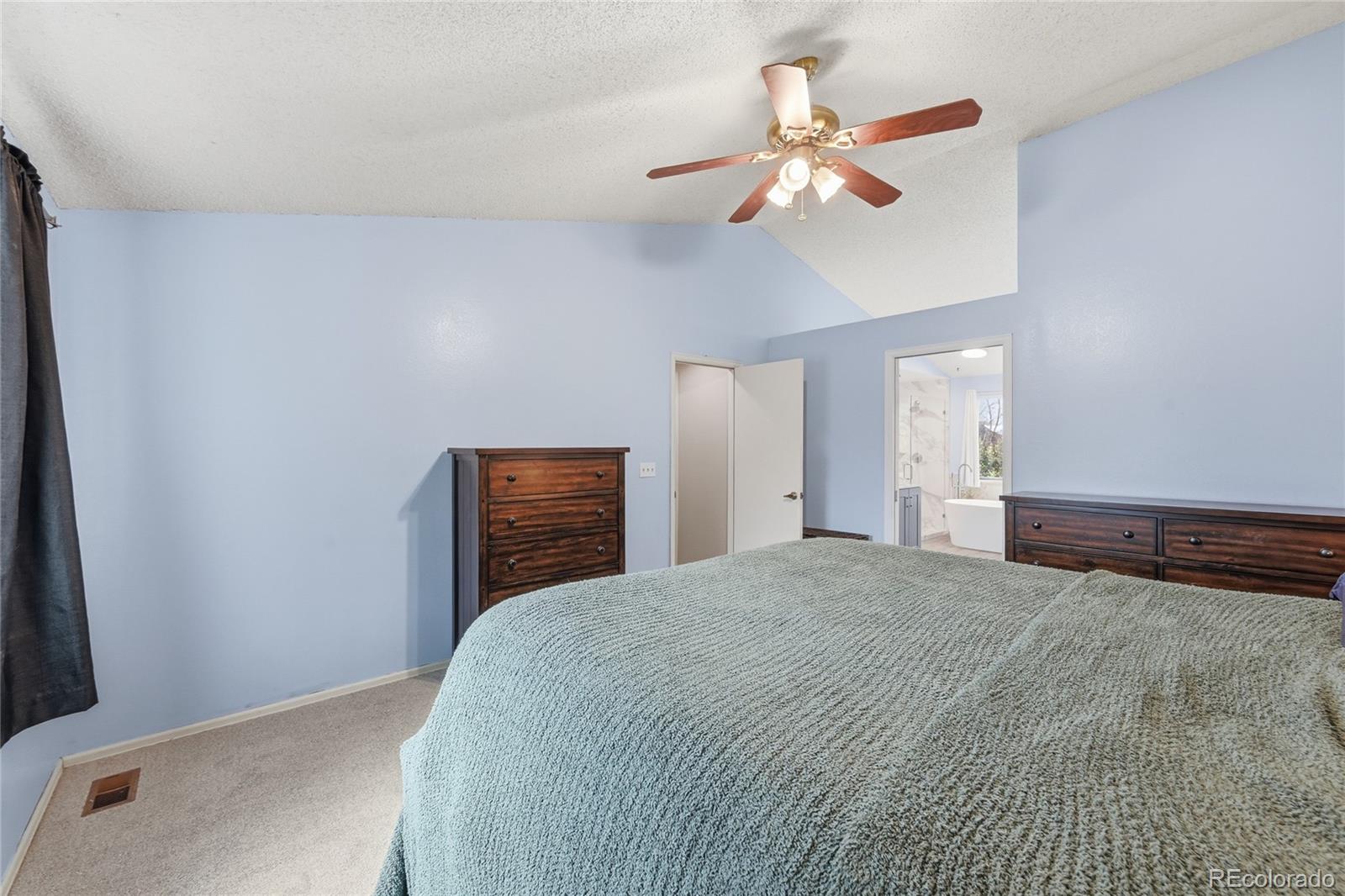 MLS Image #14 for 2212 s yampa court,aurora, Colorado