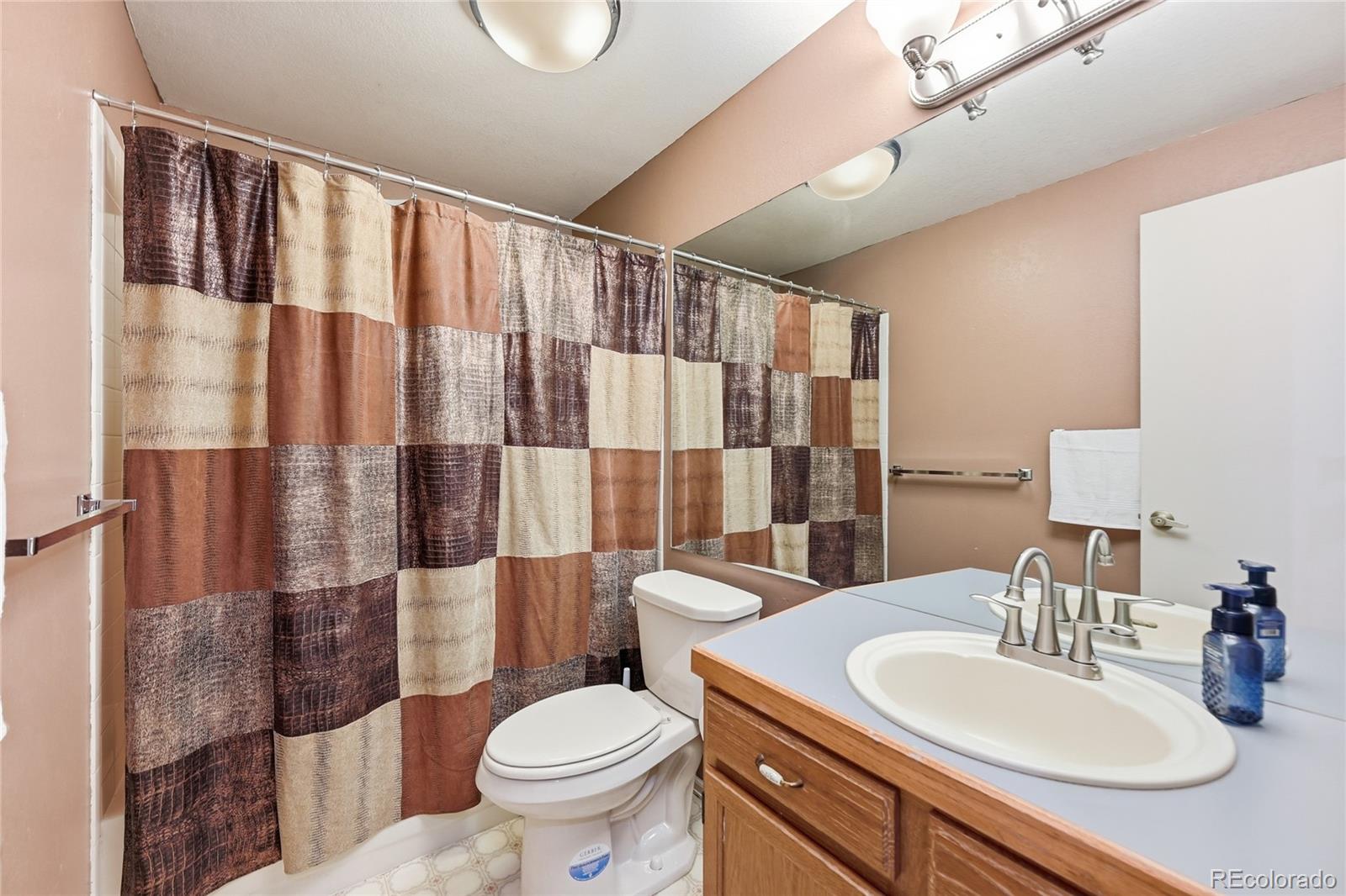 MLS Image #19 for 2212 s yampa court,aurora, Colorado