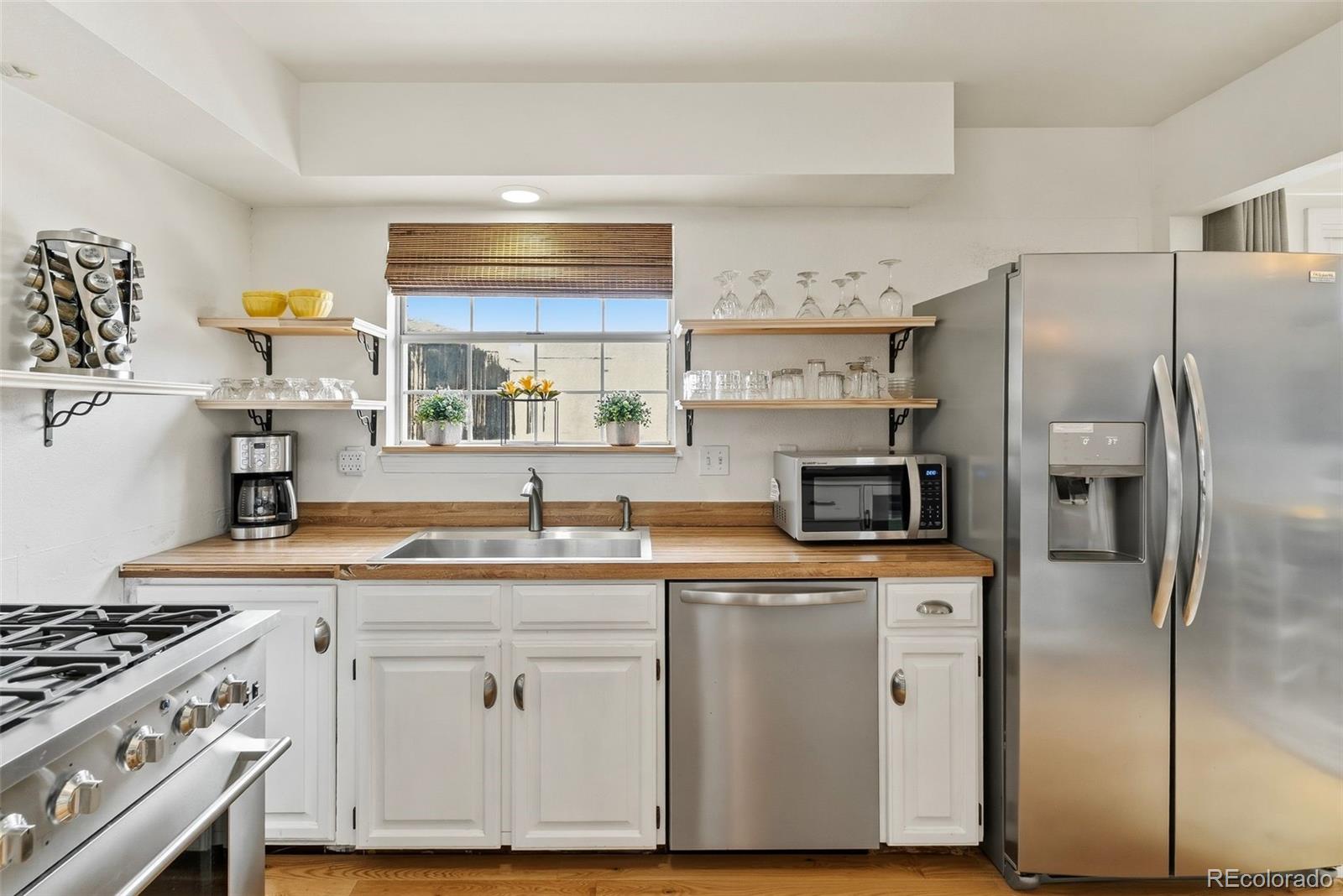 MLS Image #2 for 8651 e amherst drive,denver, Colorado