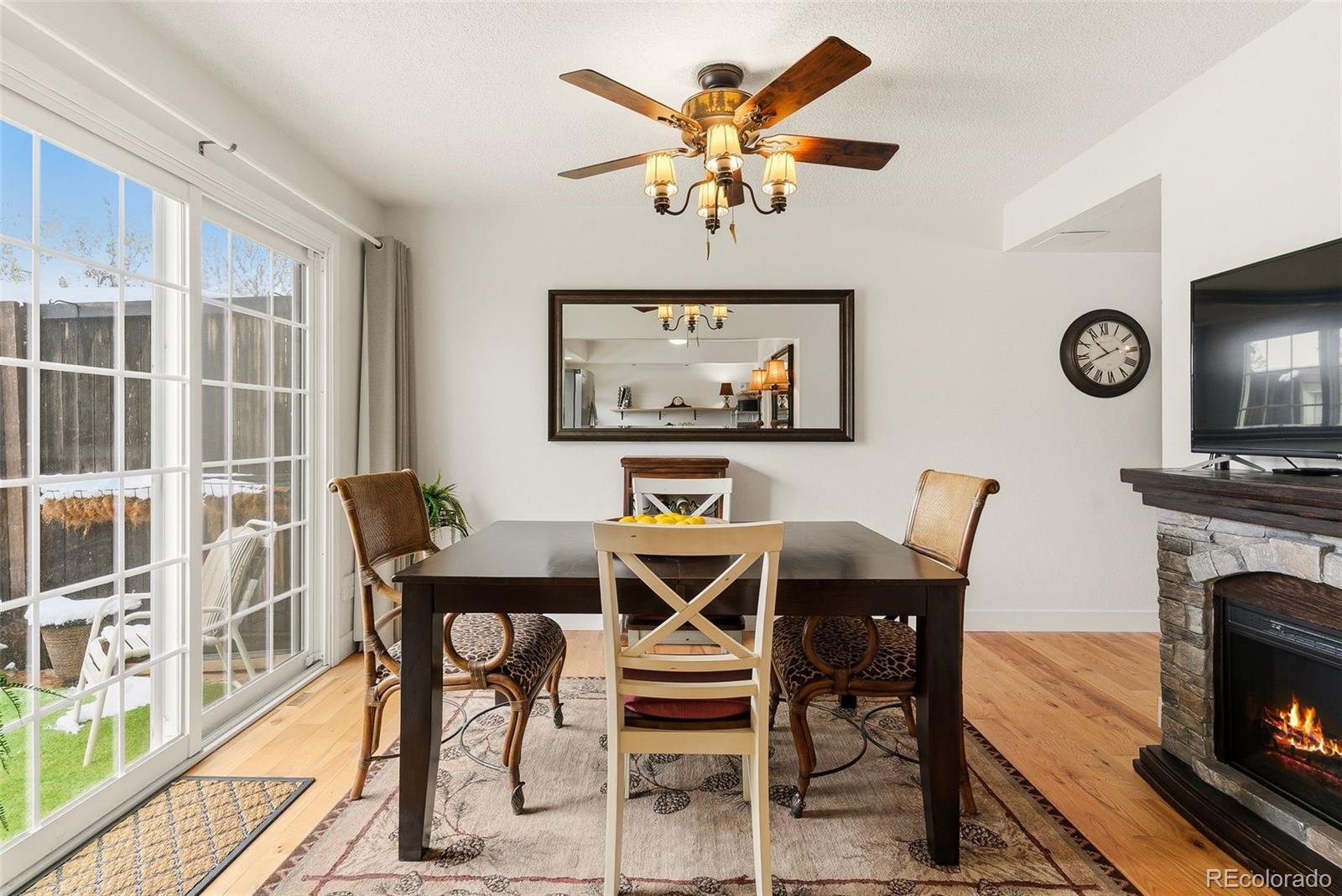 MLS Image #5 for 8651 e amherst drive,denver, Colorado