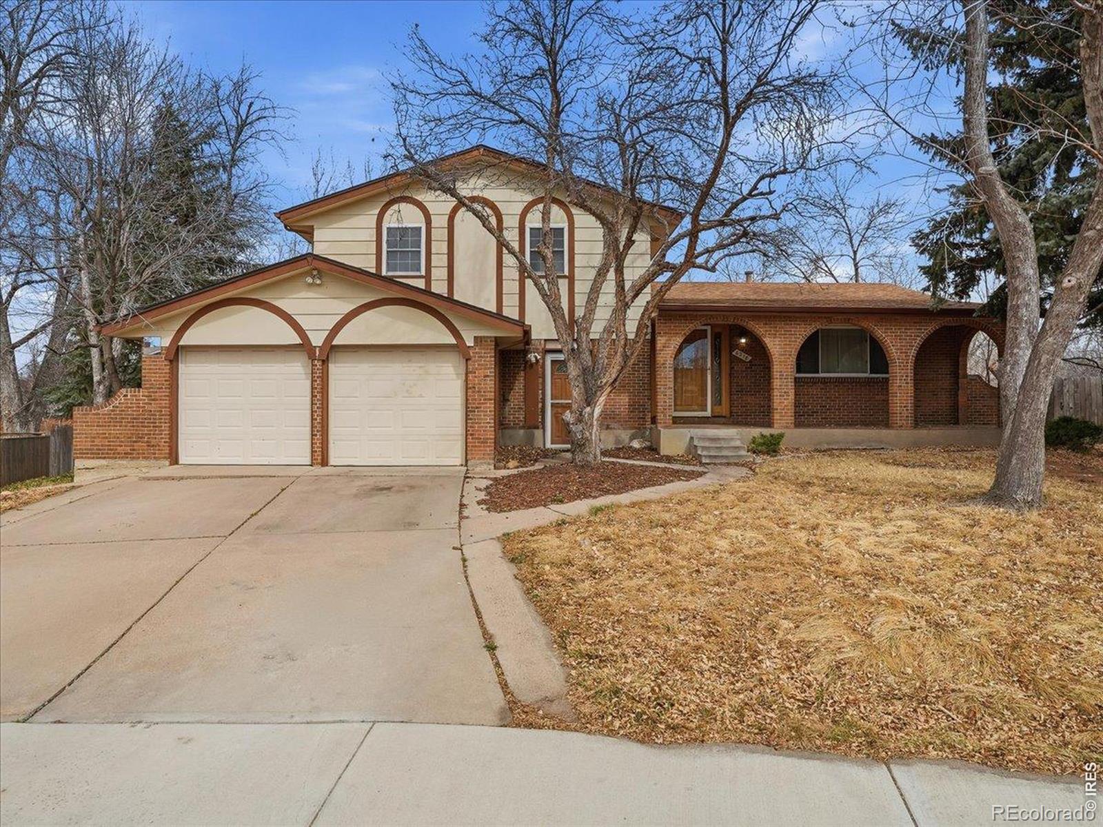 MLS Image #2 for 6218 s cherry circle,centennial, Colorado