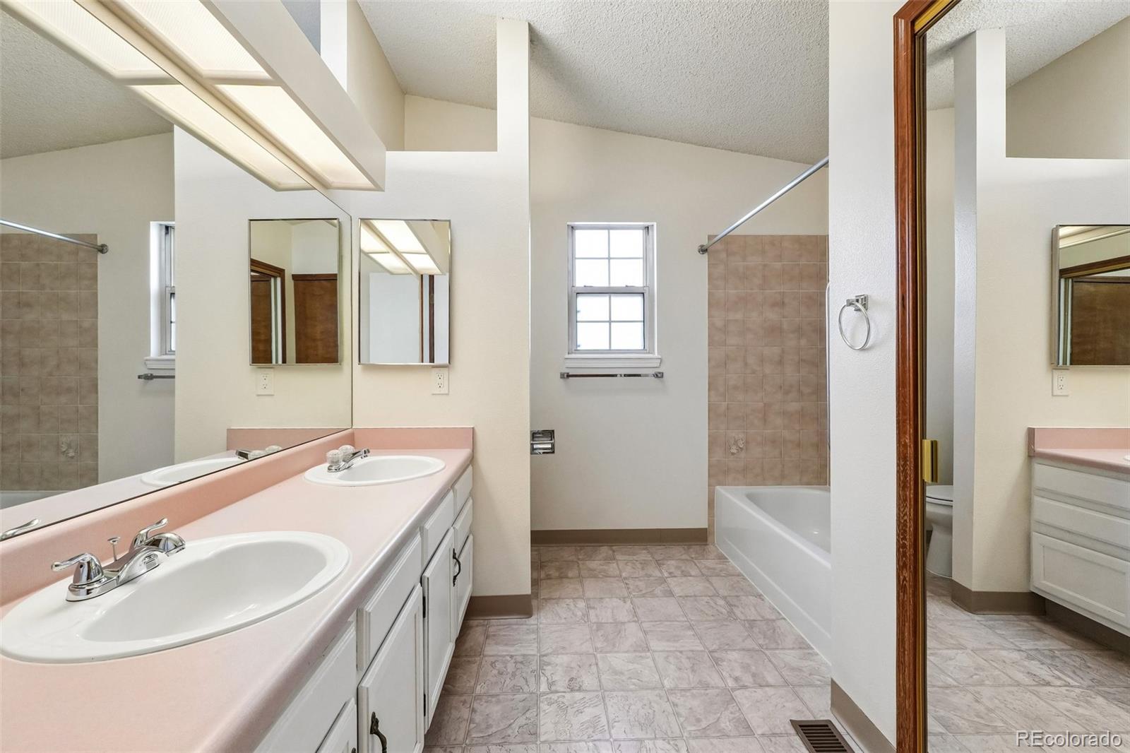 MLS Image #16 for 8320  pepperridge drive,colorado springs, Colorado