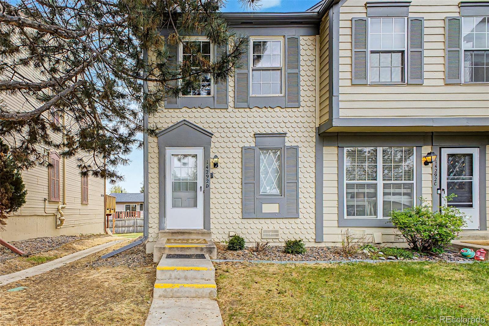 MLS Image #1 for 14292 e hawaii circle d,aurora, Colorado