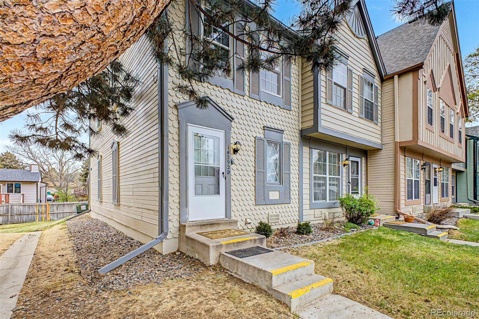 MLS Image #2 for 14292 e hawaii circle d,aurora, Colorado