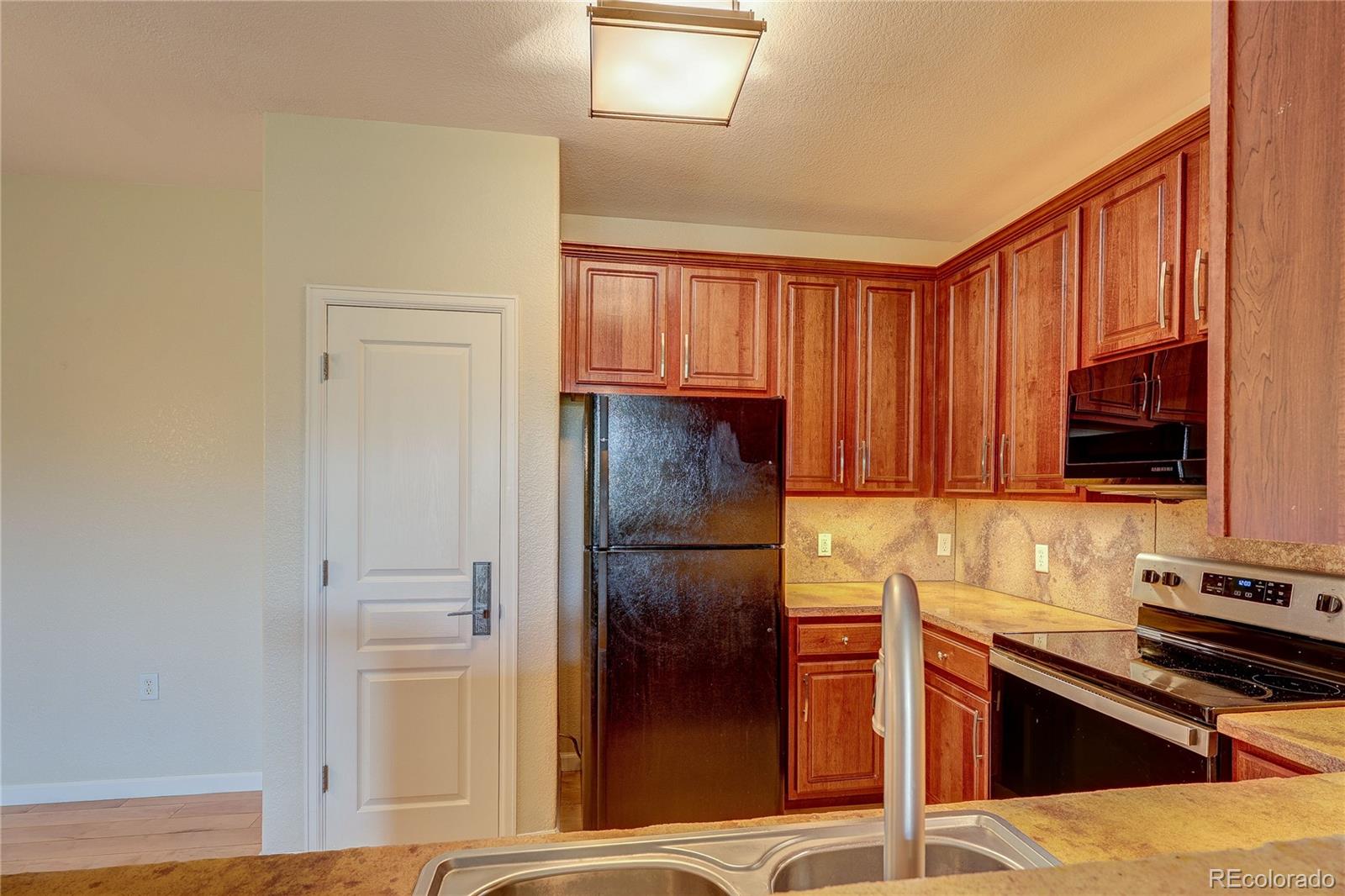 MLS Image #10 for 10437 w hampden avenue,lakewood, Colorado