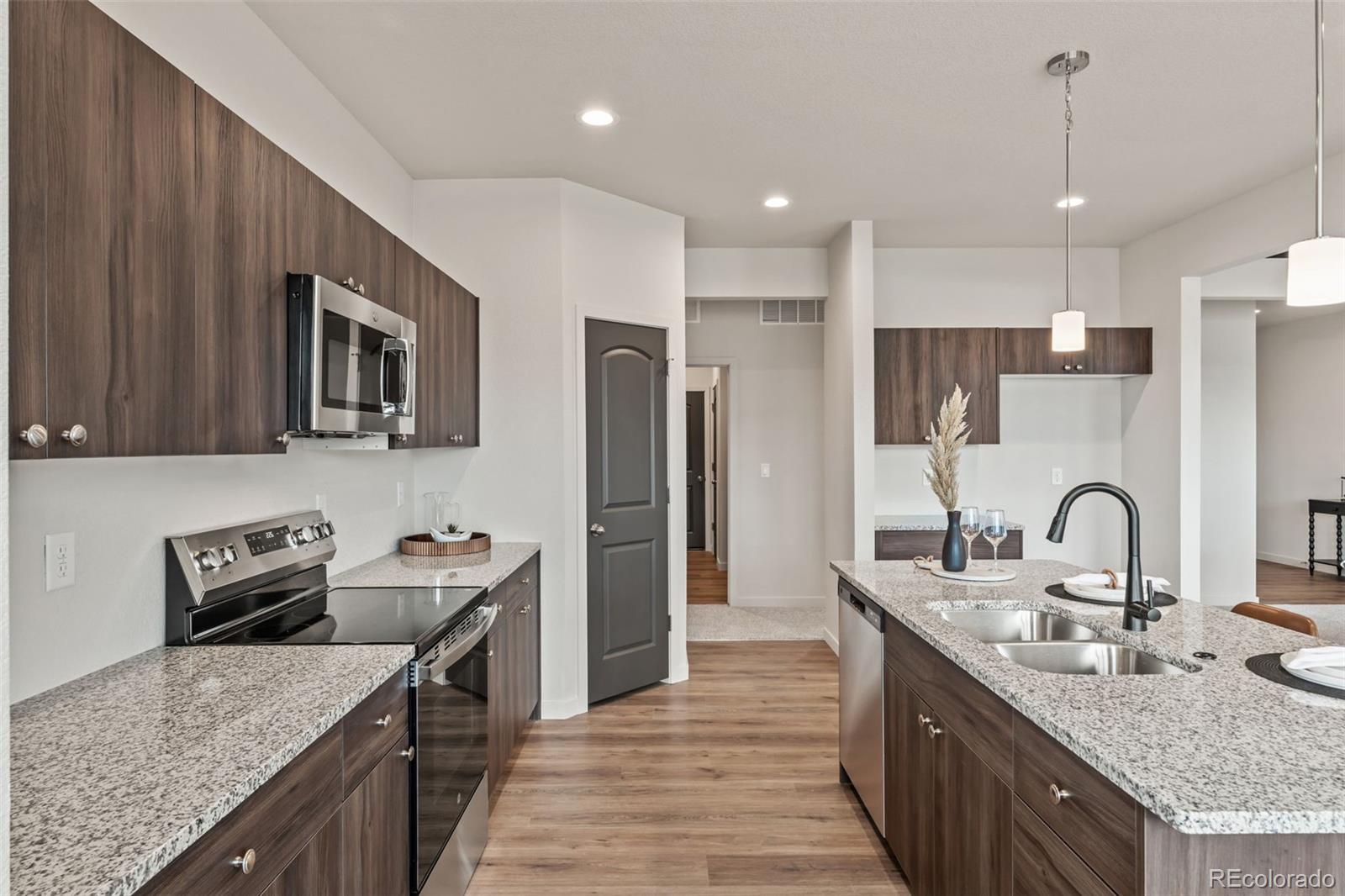 MLS Image #11 for 729  campbell lane,pueblo, Colorado