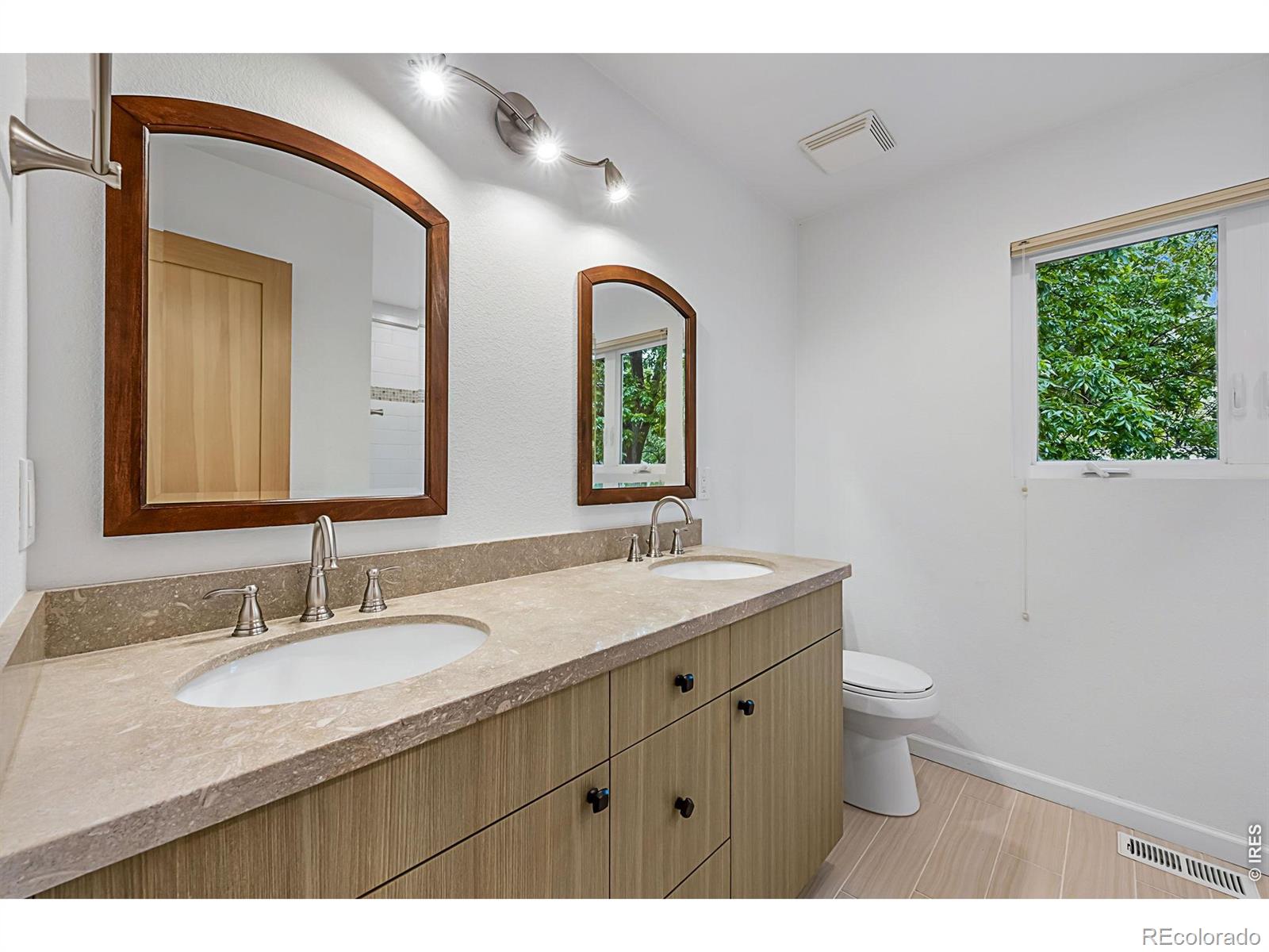 MLS Image #12 for 1420 s pratt parkway,longmont, Colorado